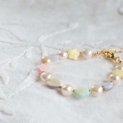 cute beaded pearl bracelet